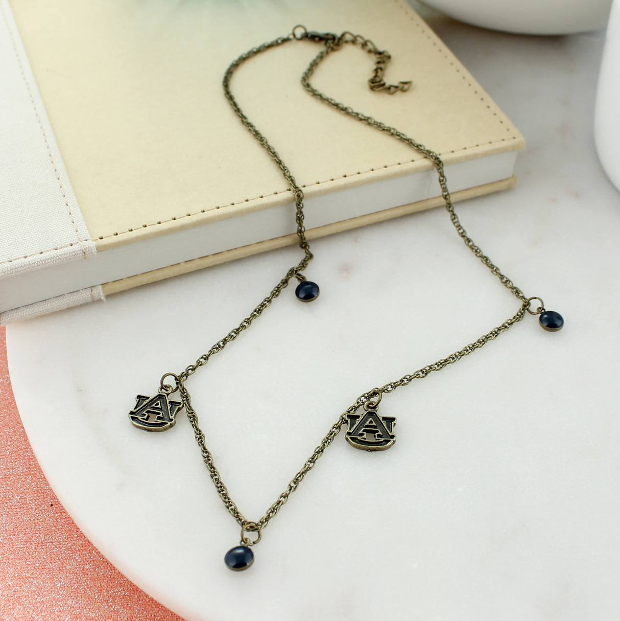 Auburn Slogan Cutout Gift Set