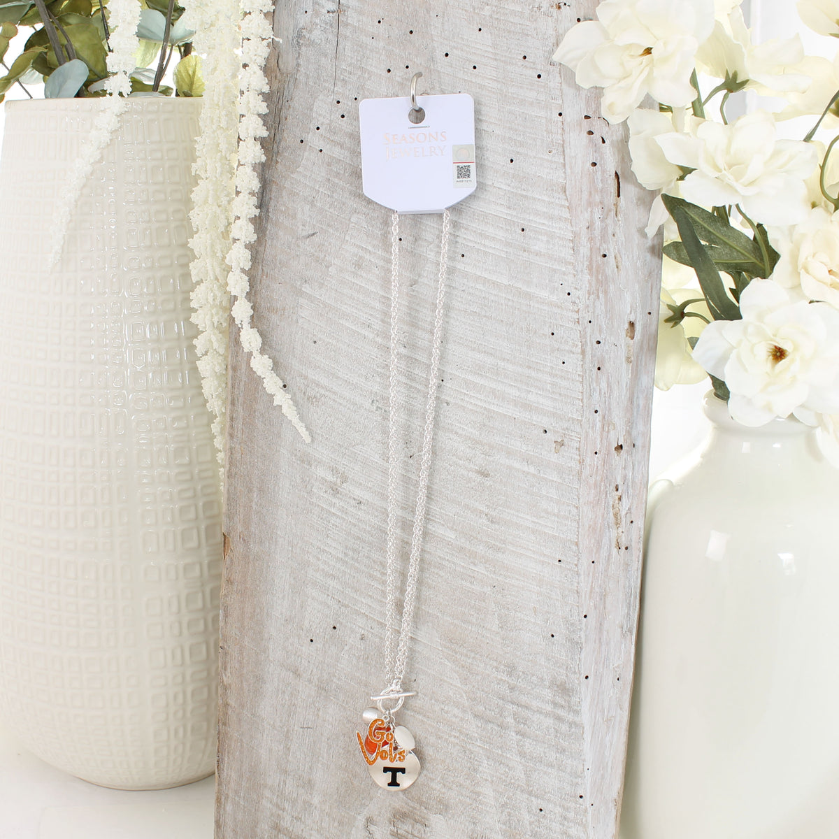 18 - 36” Tennessee Logo Disc & Slogan Cluster Convertible Necklace