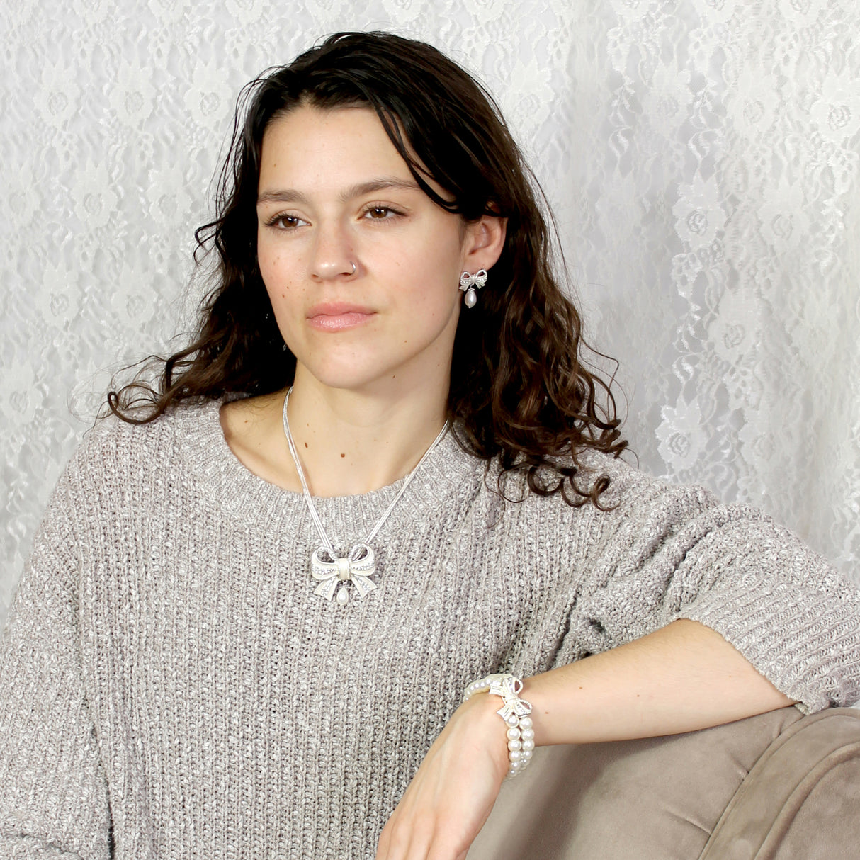 Crystal Bow w/Dangle Pearl Necklace