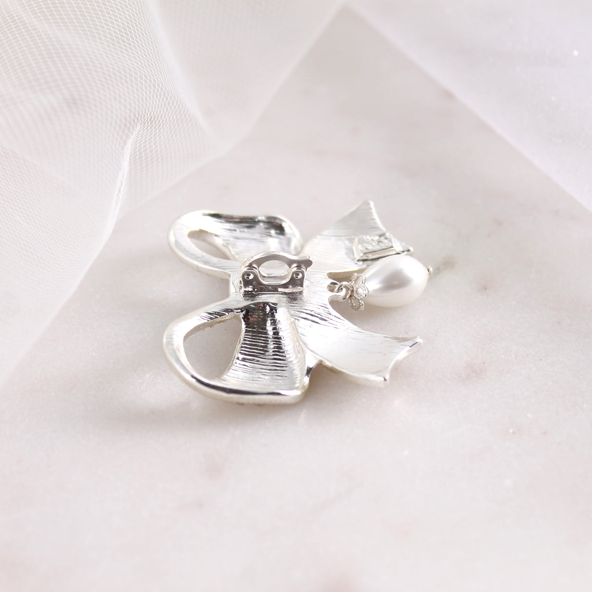 Crystal Bow w/ Dangle Pearl Pendant