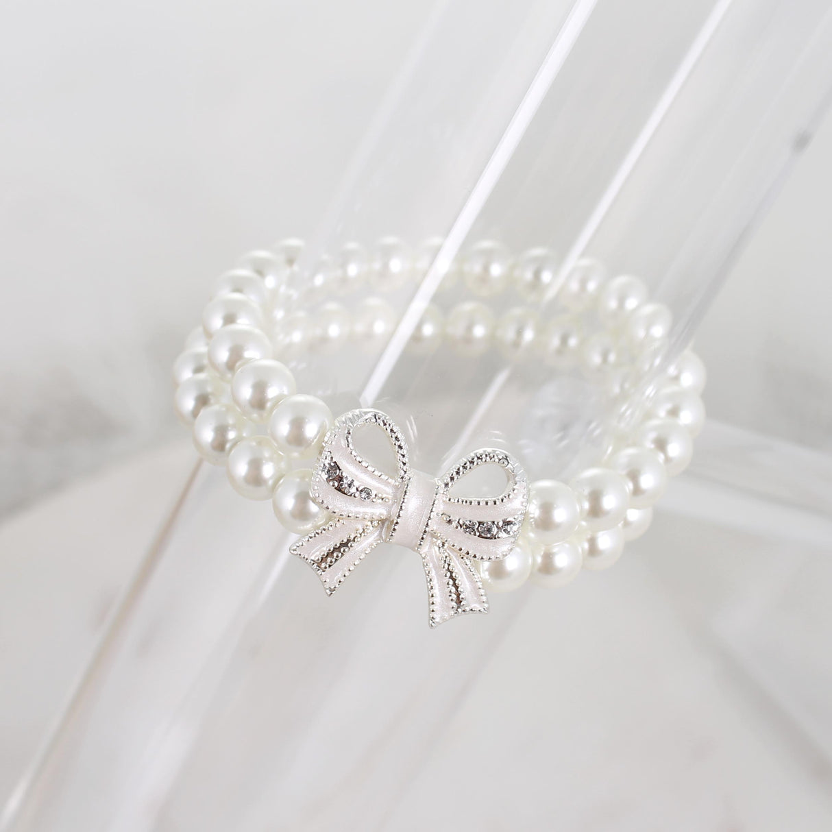 Crystal Bow & Pearl Stretch Bracelet