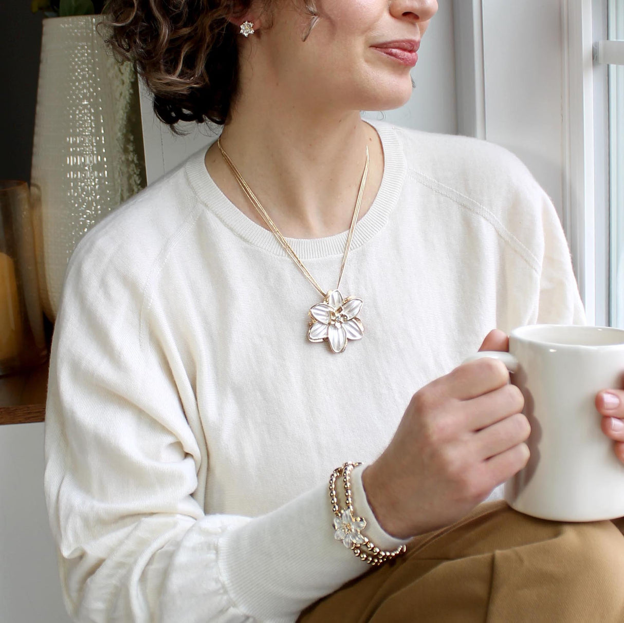 Easter Lily Stretch Bracelet