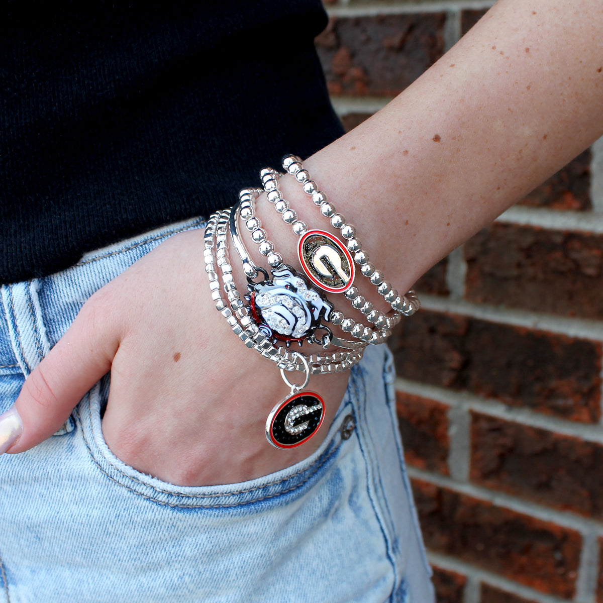 Georgia Bulldogs Crystal Logo Cuff Bracelet