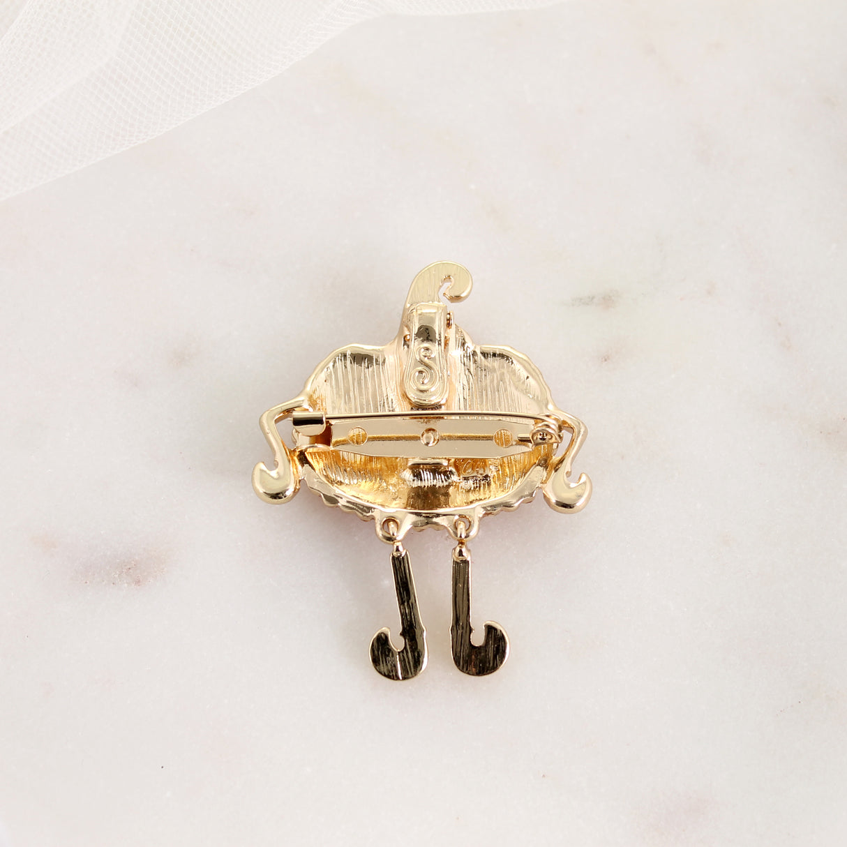 Dangle Leg Crystal Jack Pin/Pendant