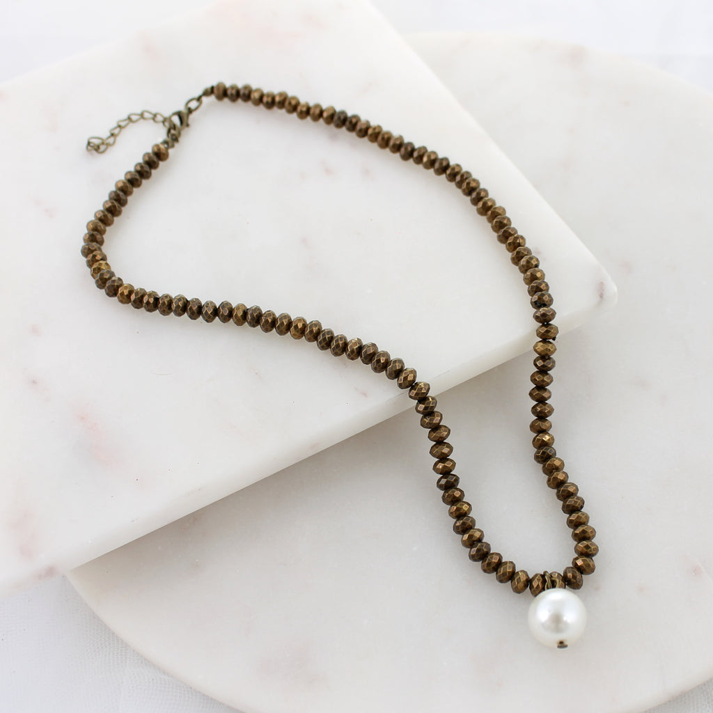 18 - 20" Vintage Bead Necklace w/ Large Pearl