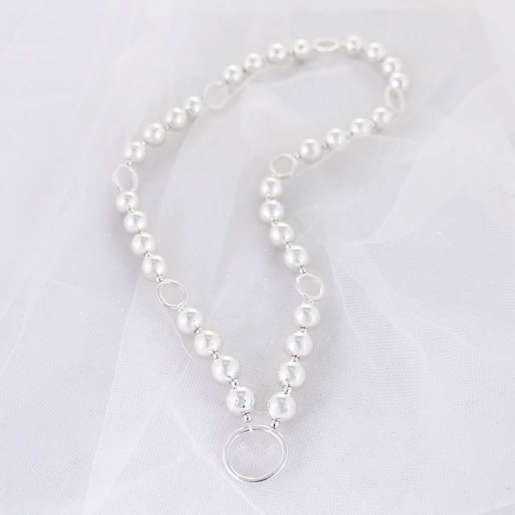 20" Silver Bead Stretch Necklace w/ Circle Links
