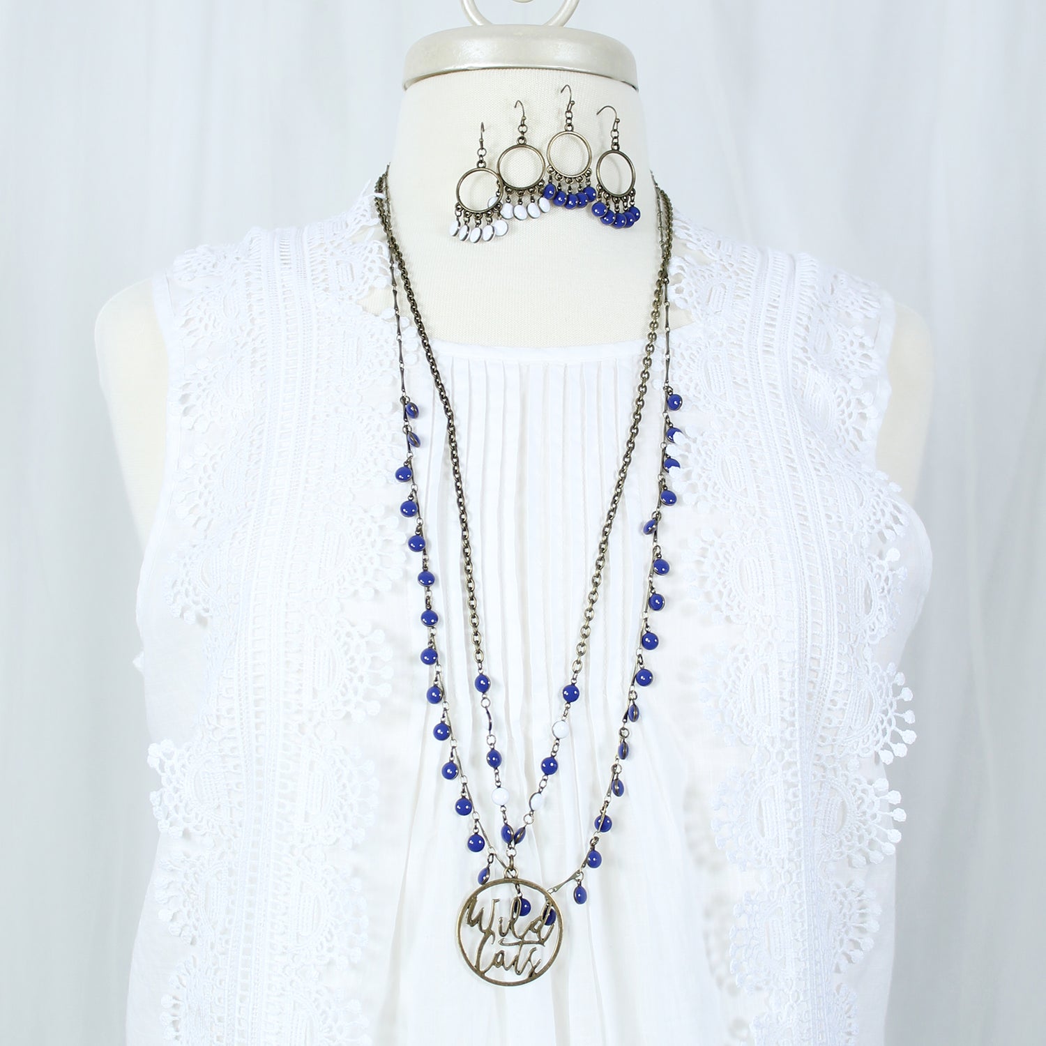 34” Kentucky Vintage Style Cutout Slogan Necklace